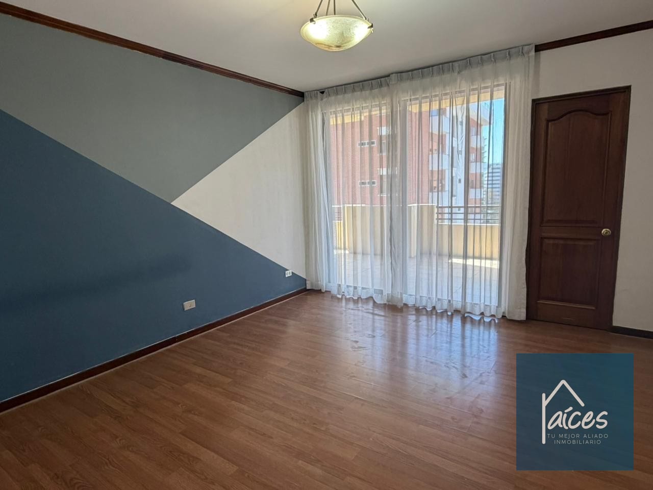 Apartamento en venta TORRE CASTELAR Zona 10 (*20) — Apartamento en Venta en Torre Castelar, Zona 10, Guatemala, Ciudad — foto 8 de 11