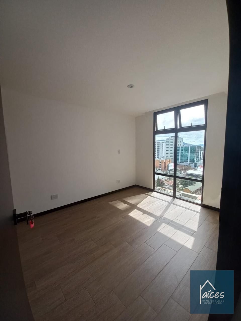 Apartamento en venta IQ10 Zona 10 (D) — Apartamento en Venta en IQ10, Zona 10, Guatemala, Ciudad — foto 8 de 16