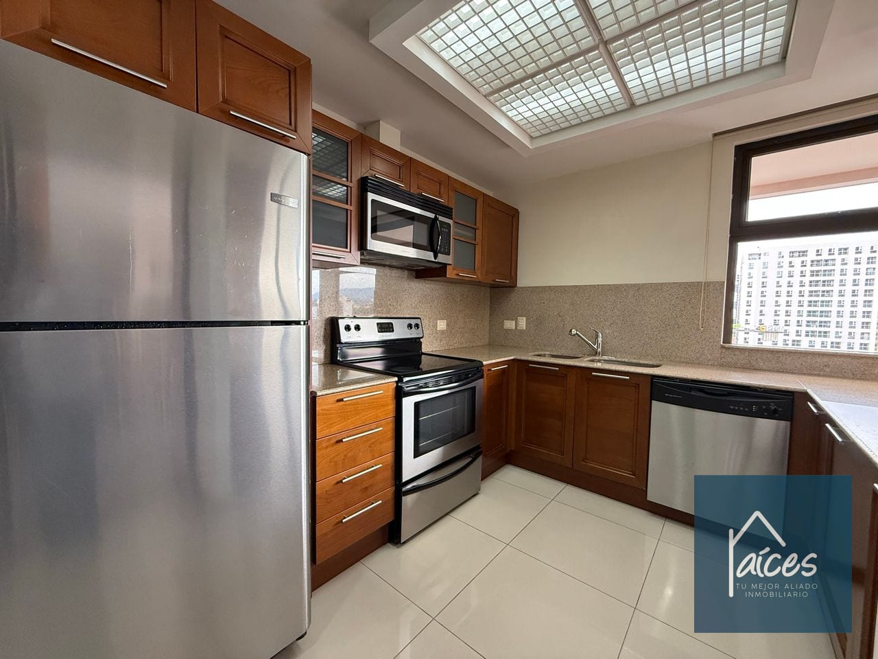 Apartamento en venta MIRAFIORI Zona 10 (D) — Apartamento en Venta en Mirafiori, Zona 10, Guatemala, Ciudad — foto 4 de 17