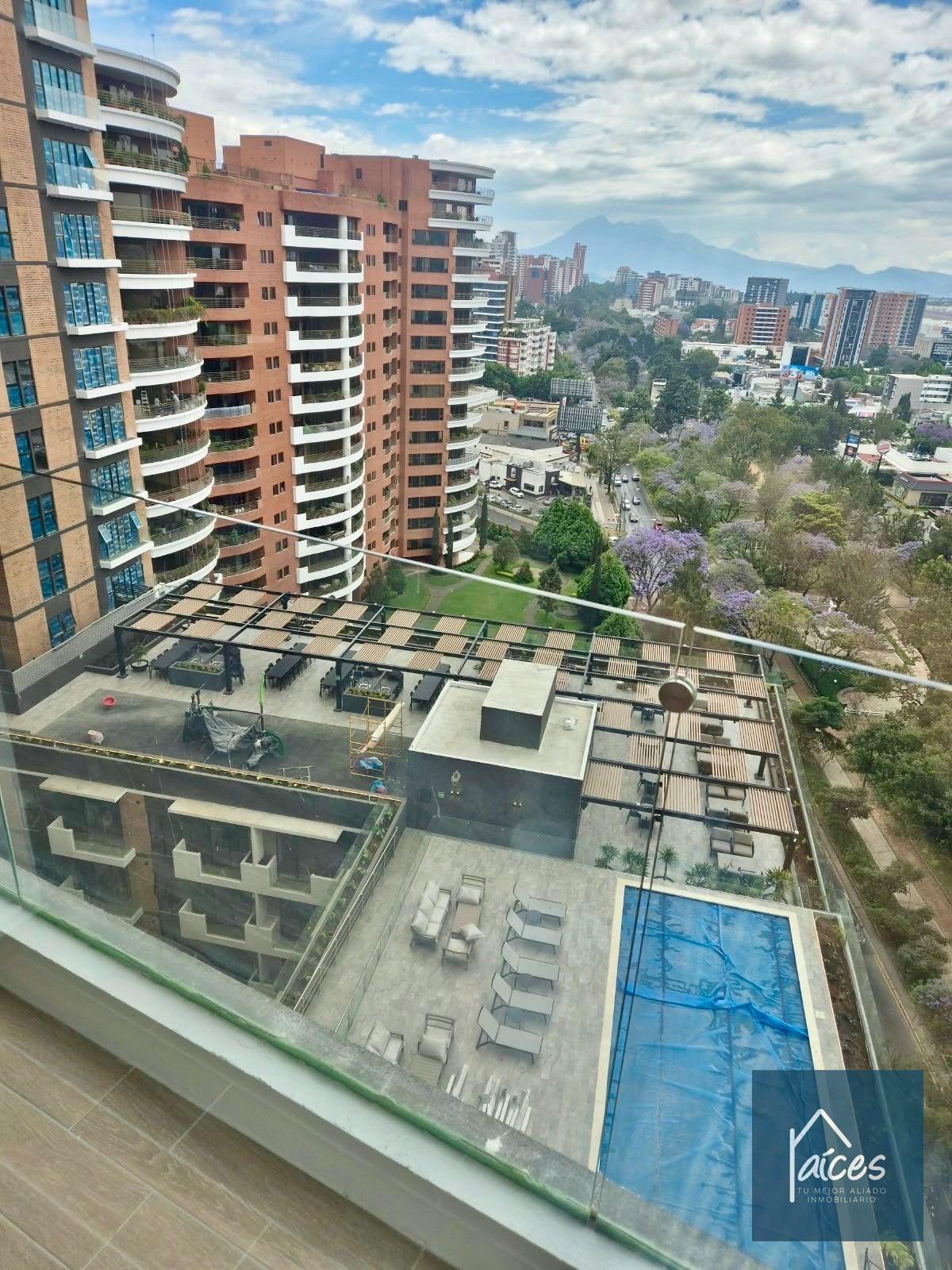 Apartamento en renta PARQUE 14 Zona 14 — Apartamento en Alquiler en Parque 14, Zona 14, Guatemala, Ciudad — foto 10 de 16