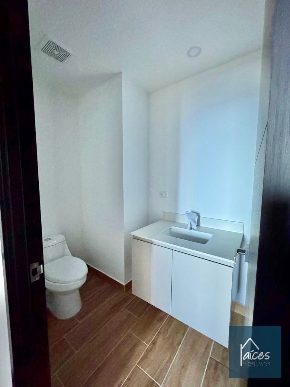 Apartamento en Renta ESSENZA Zona 13 (D) — Apartamento en Alquiler en Essenza, Zona 13, Guatemala, Ciudad — foto 13 de 14