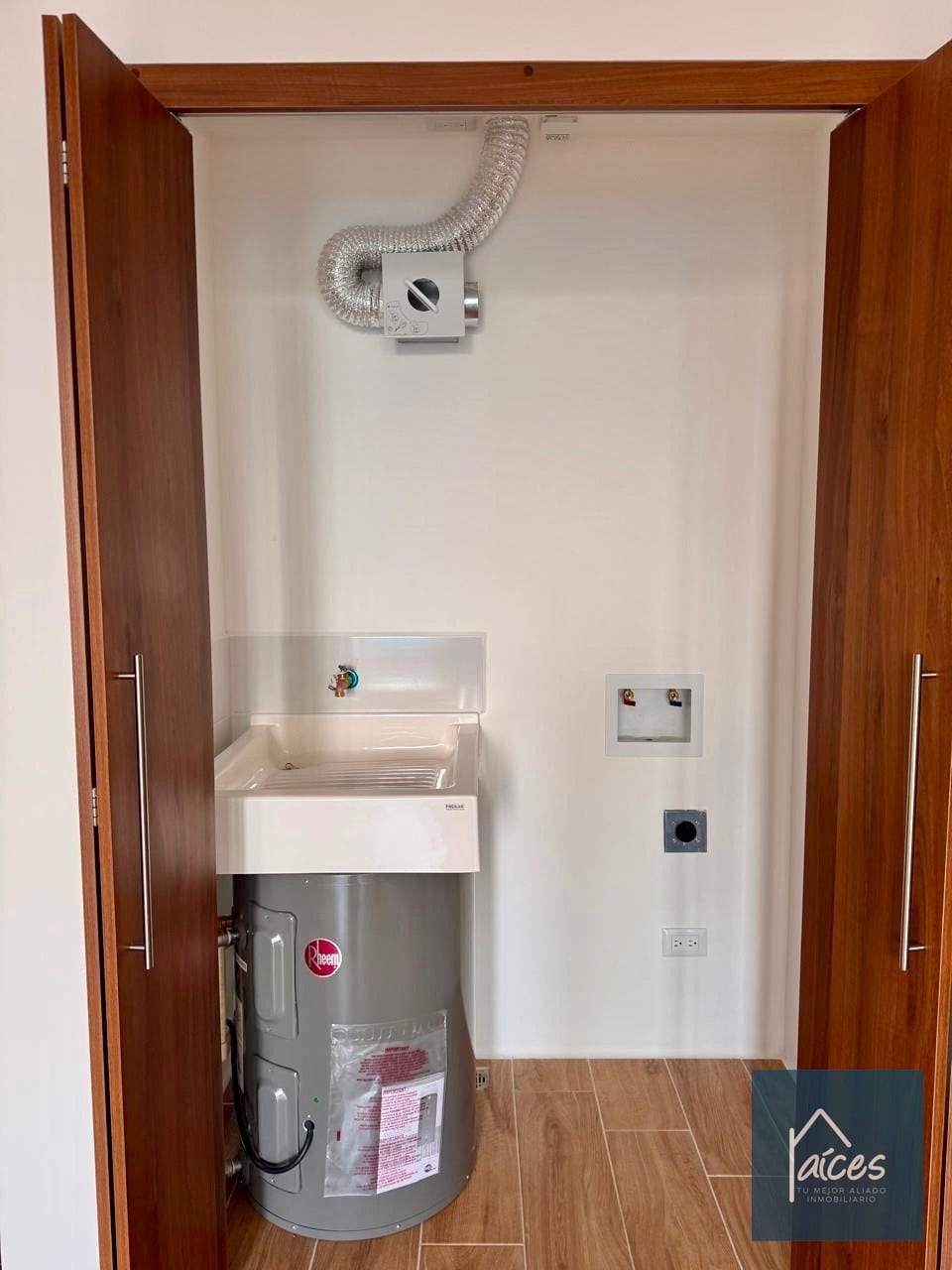 Apartamento en Renta ESSENZA Zona 13 (D) — Apartamento en Alquiler en Essenza, Zona 13, Guatemala, Ciudad — foto 12 de 14