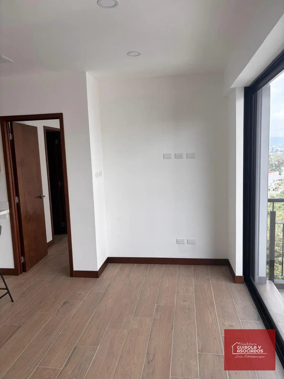 Lindo Apartamento en alquiler en zona 16 Kanajuyu 007APTOADZ16 — Apartamento en Alquiler en Zona 16, Guatemala, Ciudad — foto 9 de 13