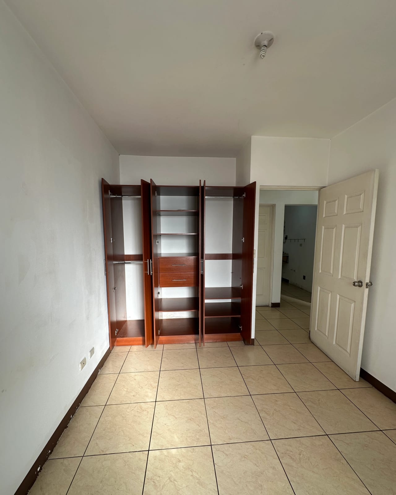 Apartamento en Renta | Villa Linda 1 | Periferico Zona 7 de Guatemala — Apartamento en Alquiler en Zona 7, Guatemala, Ciudad — foto 14 de 17