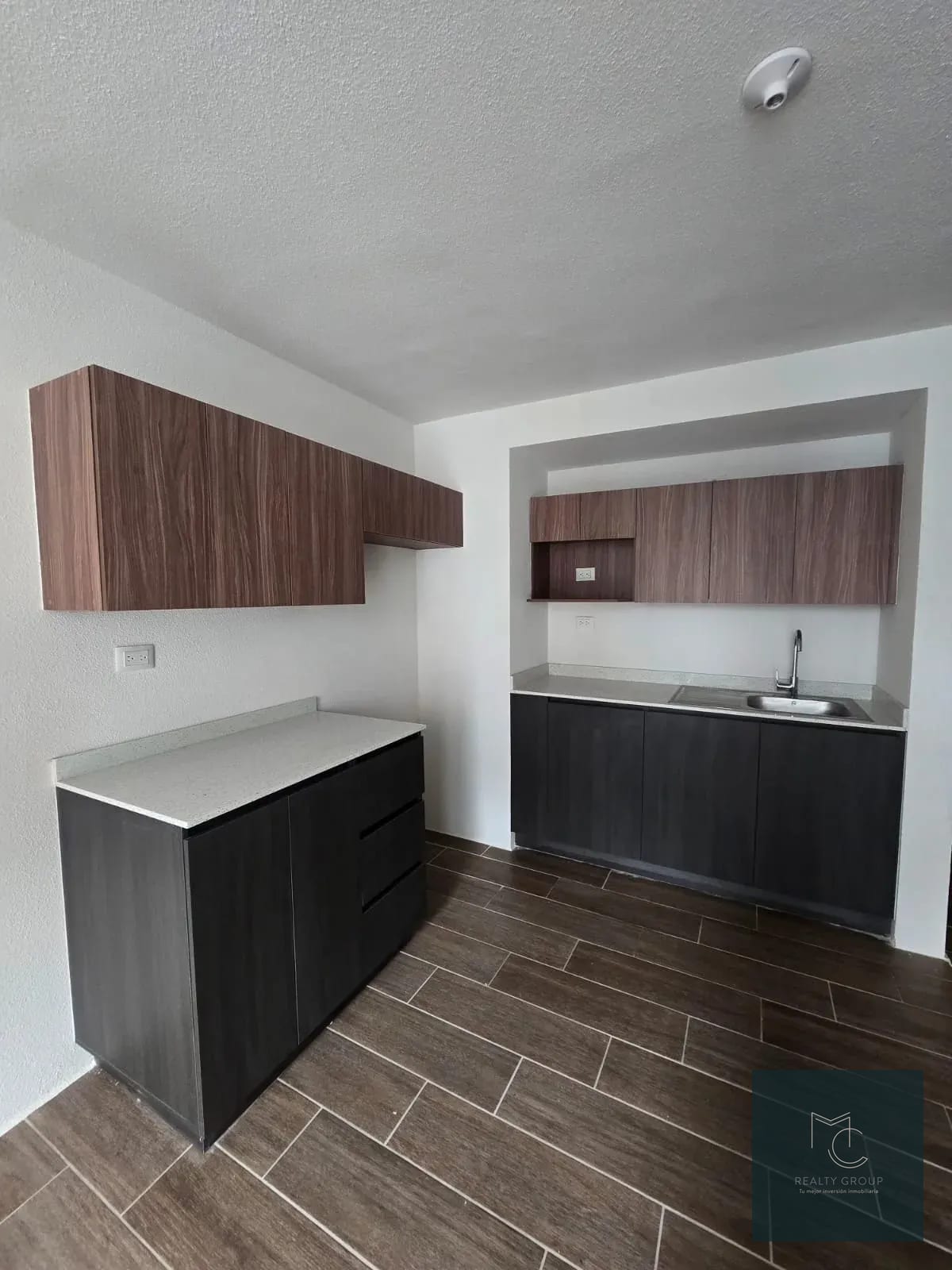 Renta Apartamento Cumbres del Pedregal — Apartamento en Alquiler en Zona 6, Guatemala, Ciudad — foto 9 de 17