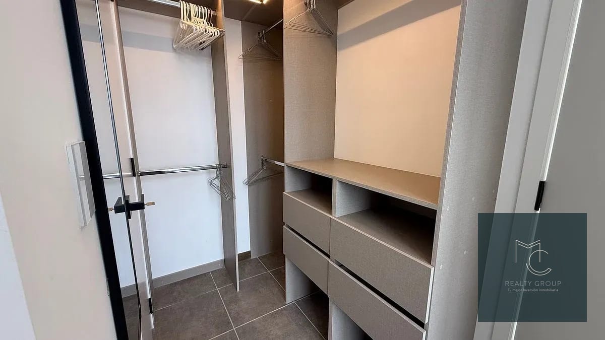 Apartamento amueblado en RENTA - zona 15 — Apartamento en Alquiler en Quince Esquina, Zona 15, Guatemala, Ciudad — foto 4 de 12