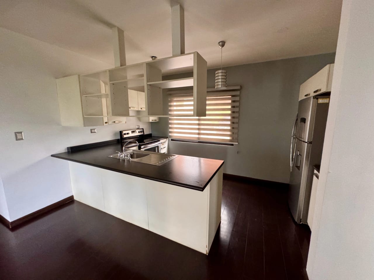 Lindo Apartamento en Alquiler zona 16 — Apartamento en Alquiler en Vista Hermosa IV, Zona 16, Guatemala, Ciudad — foto 4 de 12