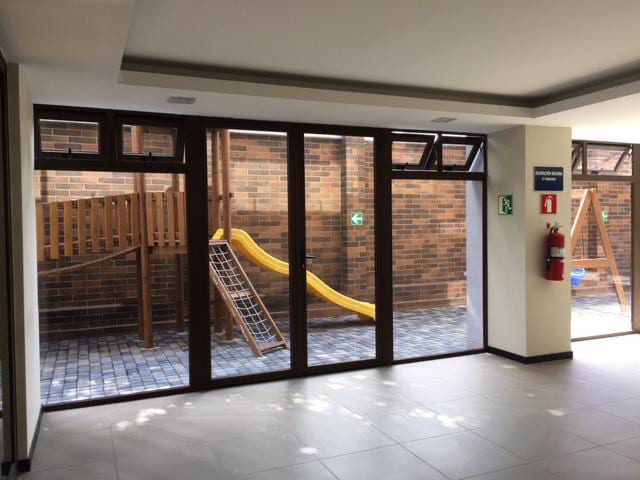 Amplio apartamento en renta zona 9 — Apartamento en Alquiler en Torre Barcelona, Zona 9, Guatemala, Ciudad — foto 4 de 17