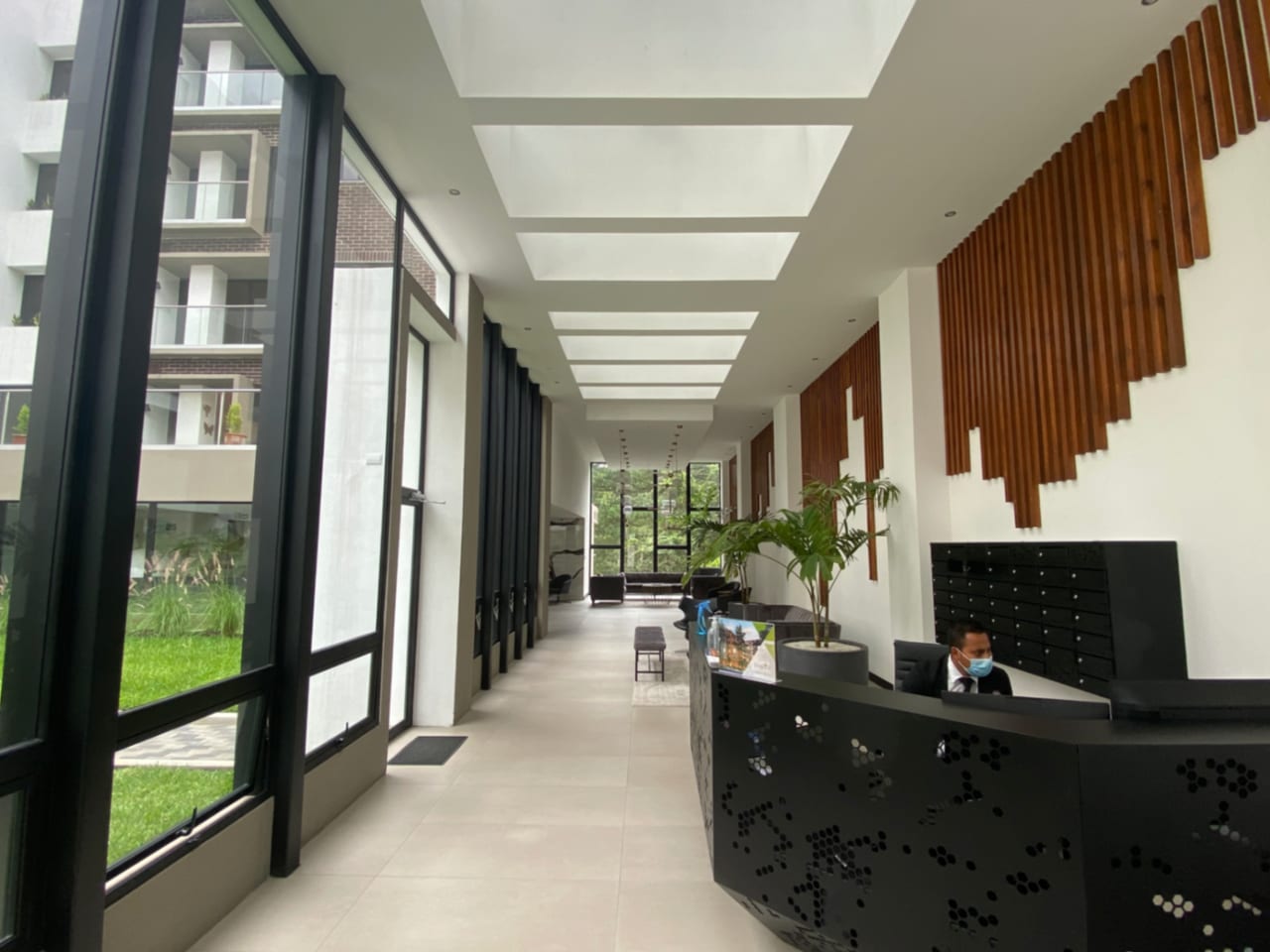 Lindo Apartamento en zona 16 — Apartamento en Venta en Kanajuyú, Zona 16, Guatemala, Ciudad — foto 8 de 17