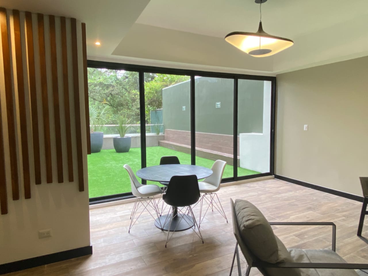 Lindo Apartamento en zona 16 — Apartamento en Venta en Kanajuyú, Zona 16, Guatemala, Ciudad — foto 12 de 17
