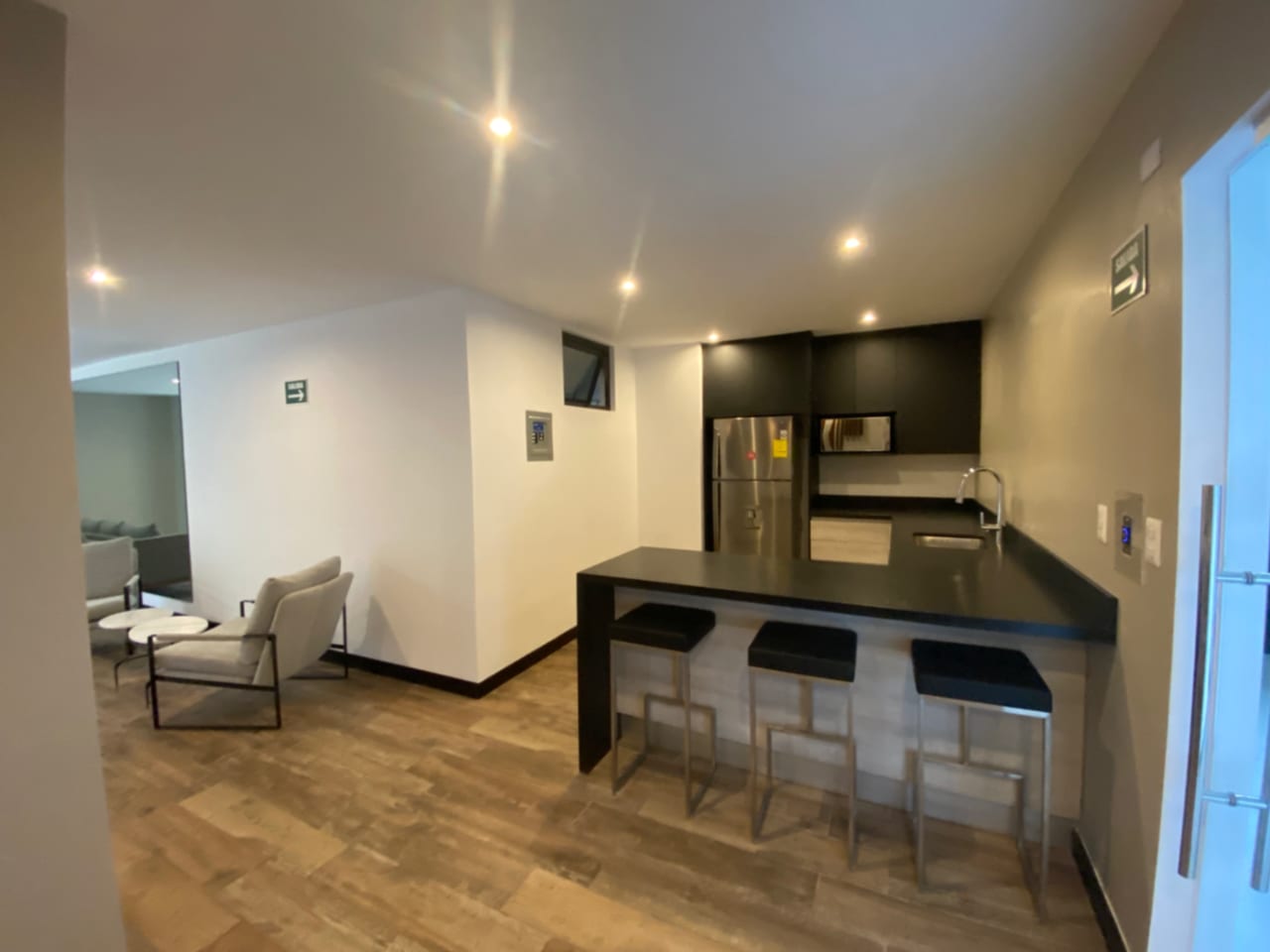Lindo Apartamento en zona 16 — Apartamento en Venta en Kanajuyú, Zona 16, Guatemala, Ciudad — foto 14 de 17