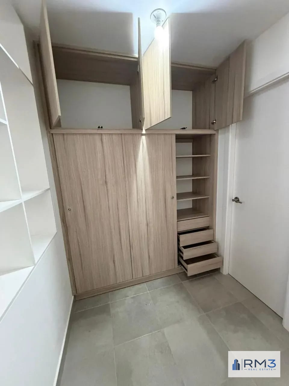 Apartamento en Alquiler Modra Yurrita, Zona 4 — Apartamento en Alquiler en Modra, Zona 4, Guatemala, Ciudad — foto 7 de 12