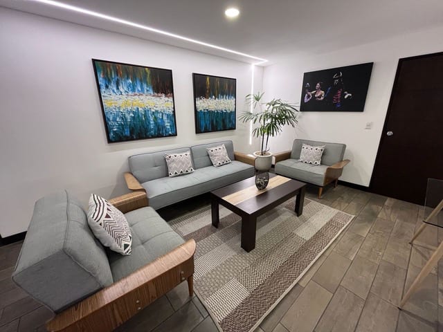 Apartamento en Alquiler en Zona 10 — Apartamento en Alquiler en Verona, Zona 10, Guatemala, Ciudad — foto 1 de 3