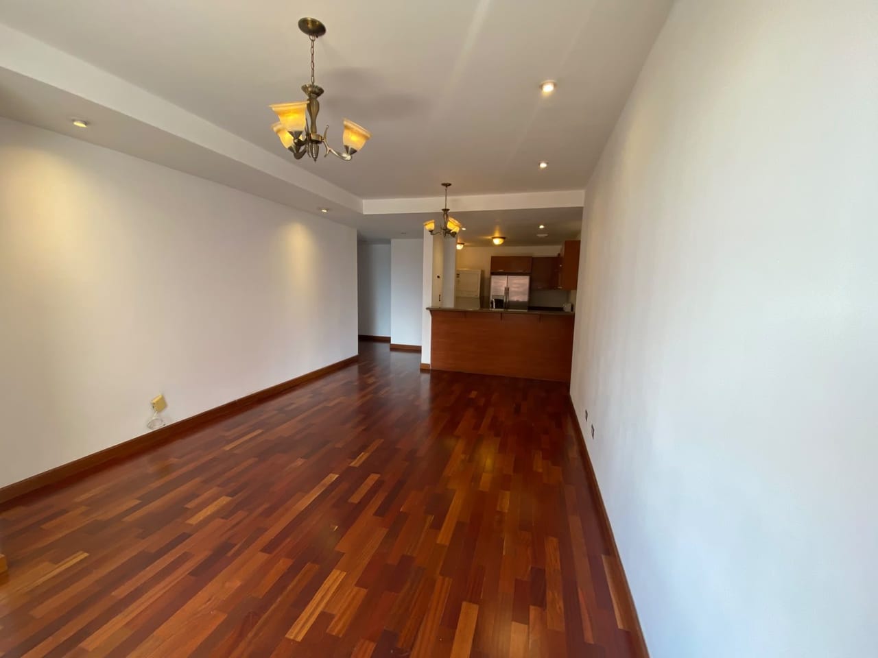 Apartamento en Alquiler Zona 14 — Apartamento en Alquiler en Zona 14, Guatemala, Ciudad — foto 2 de 4