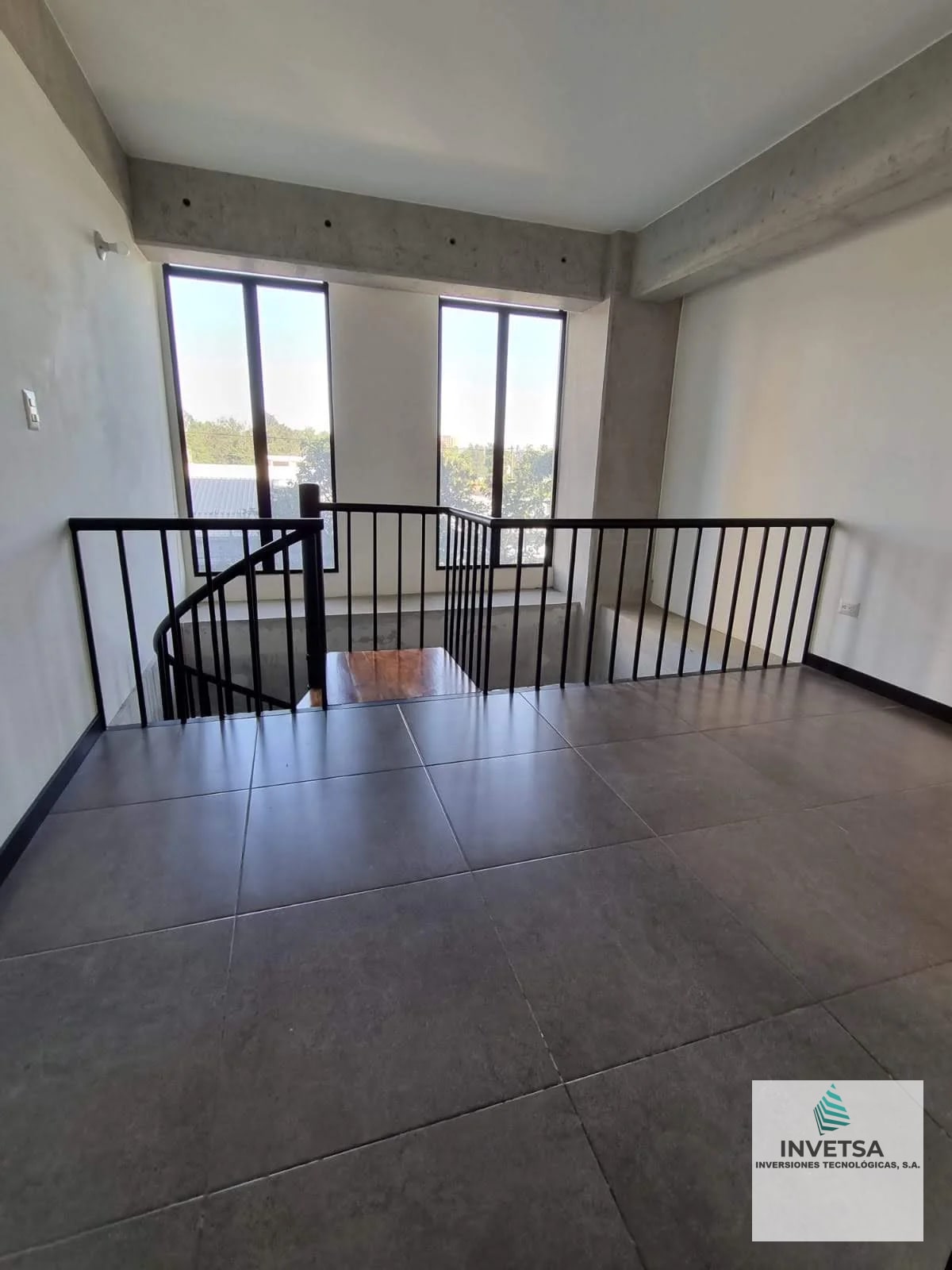 APARTAMENTO TIPO LOFT EN VENTA ZONA 10 FABRA - 4