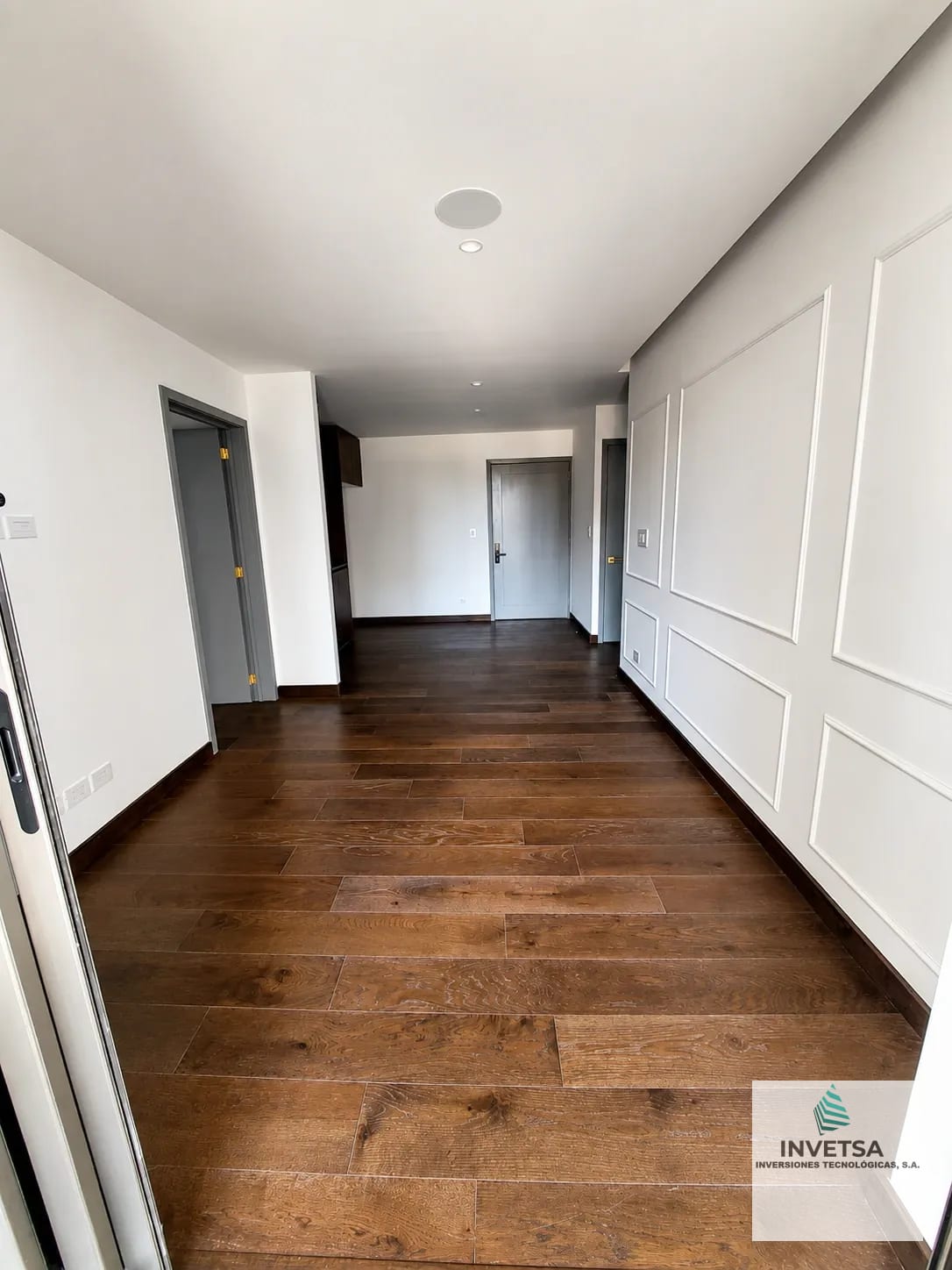 APARTAMENTO EN RENTA - EDIFICIO ATARAH, ZONA 10 — Apartamento en Alquiler en Atarah, Zona 10, Guatemala, Ciudad — foto 4 de 14