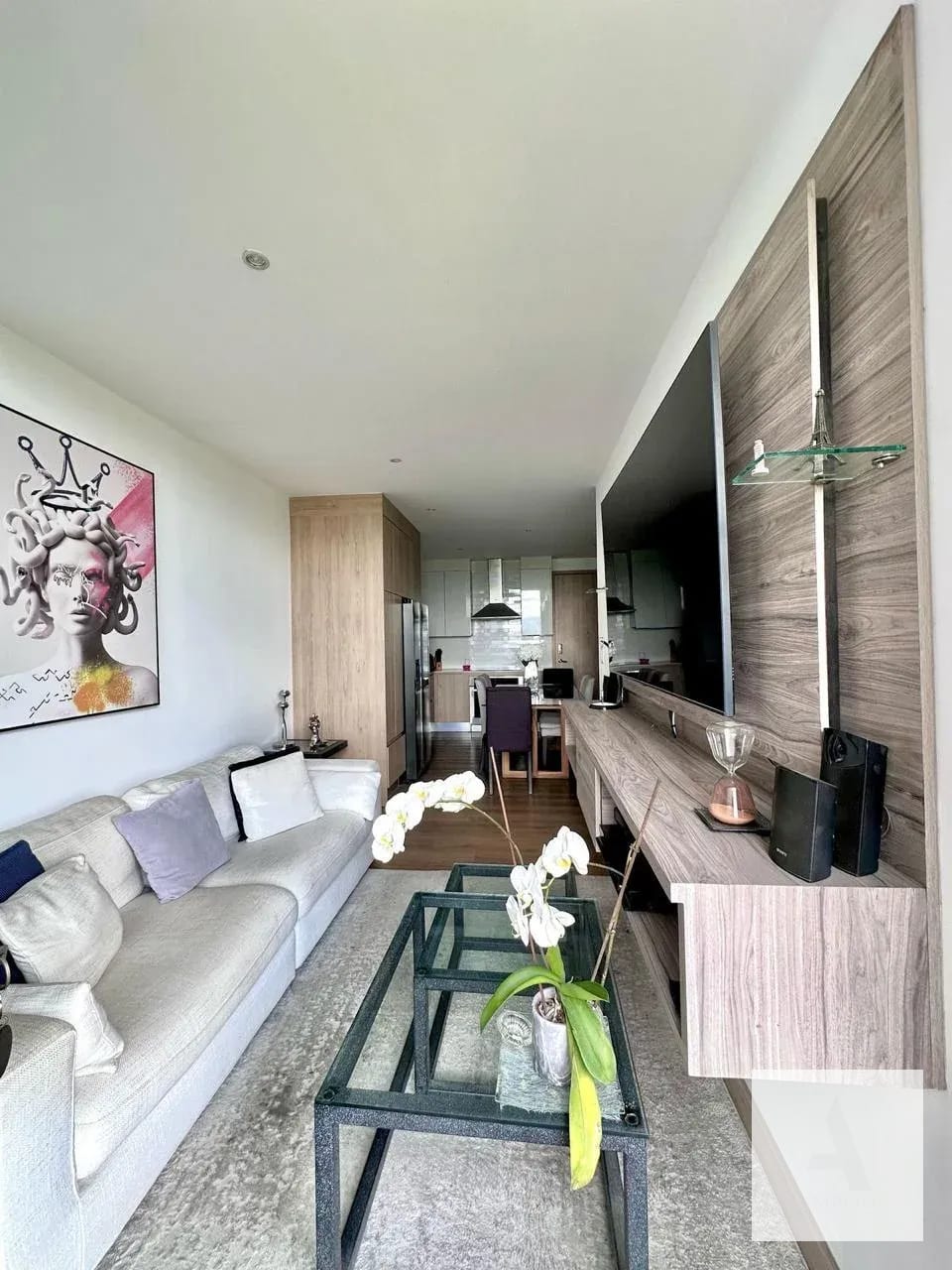 Lindo apartamento en RENTA en zona 15! - Image 2