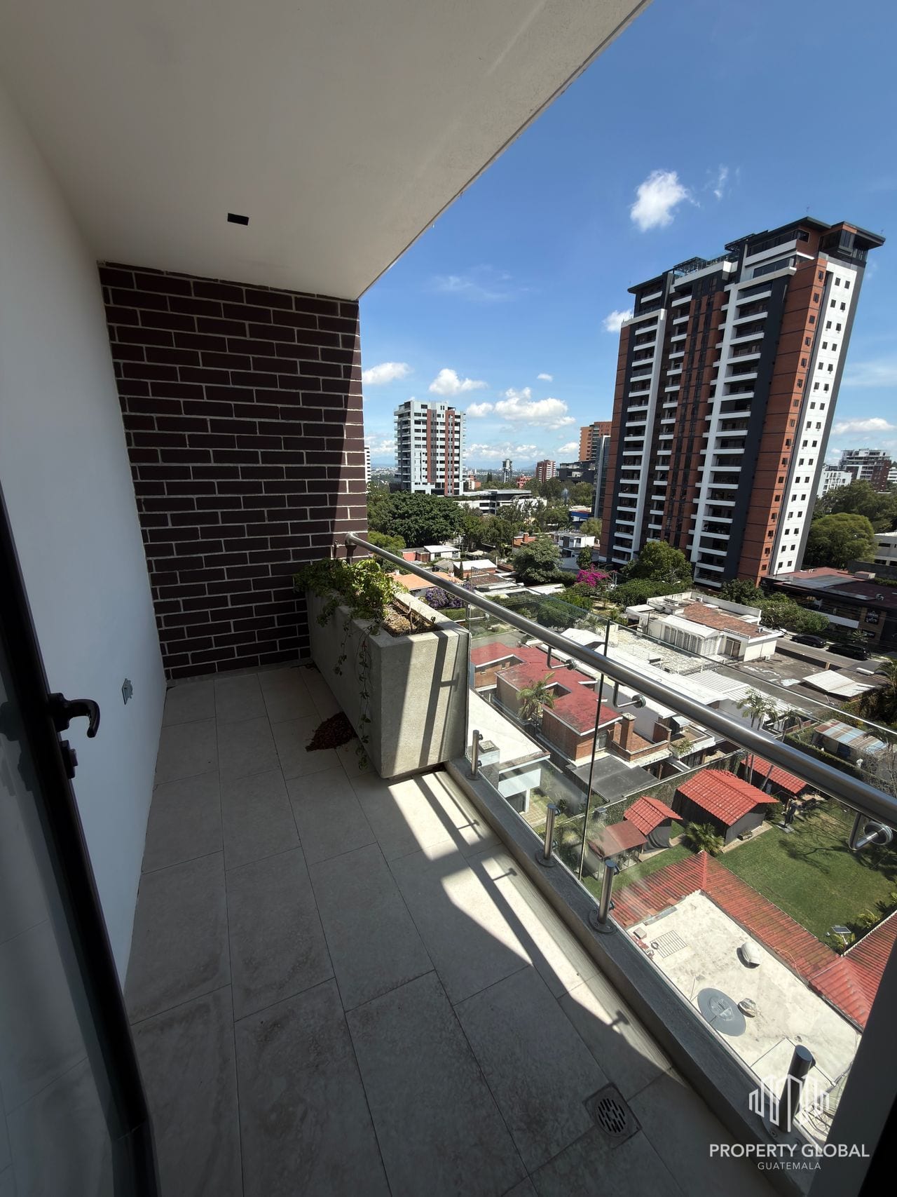 Apartamento 2 dormitorios en renta zona 15 Vista Hermosa II — Apartamento en Venta en Zona 15, Guatemala, Ciudad — foto 2 de 11