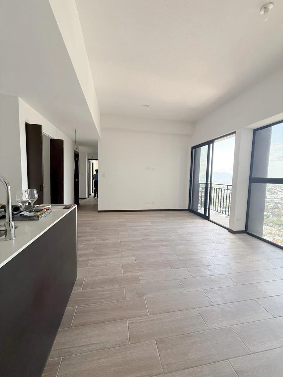 Espectacular apartamento de tres dormitorios en zona 11 Mariscal — Apartamento en Venta en Zona 11, Guatemala, Ciudad — foto 6 de 15