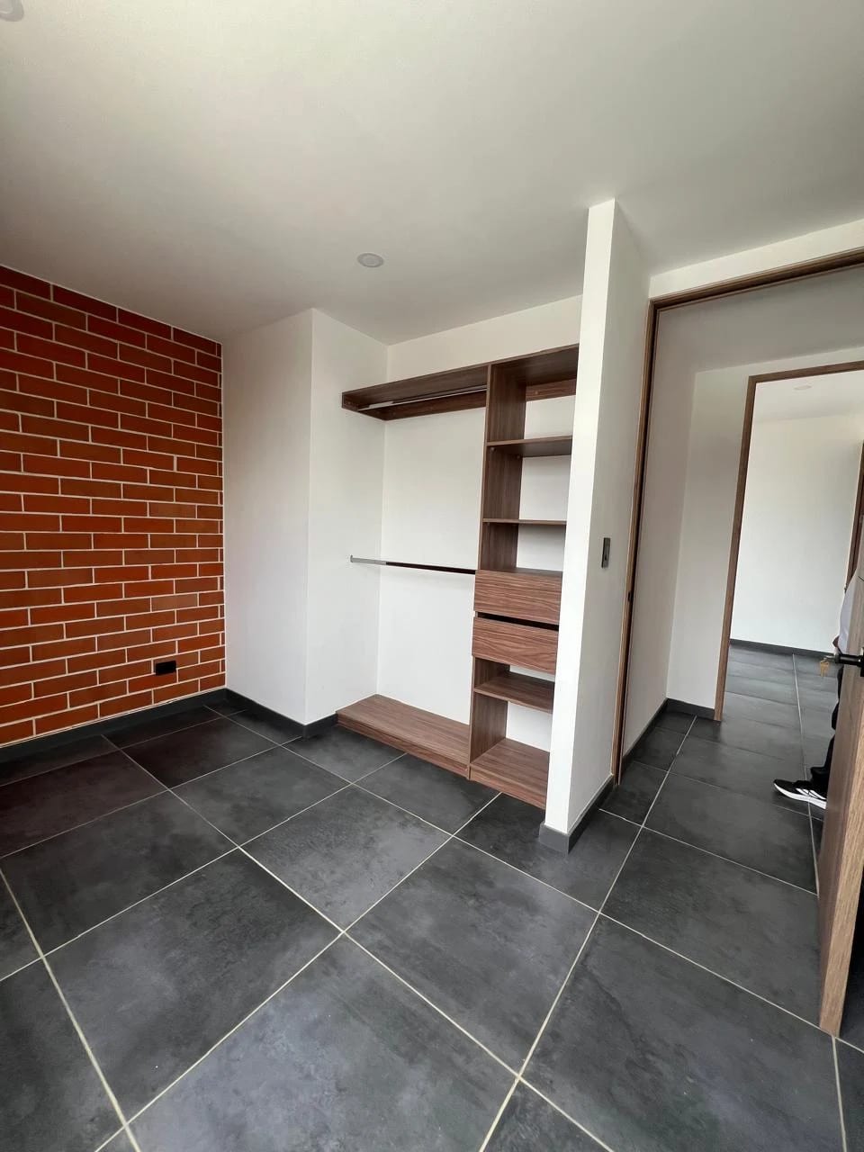 Lindo apartamento de dos dormitorios — Apartamento en Alquiler en Zona Viva, Zona 10, Guatemala, Ciudad — foto 15 de 17