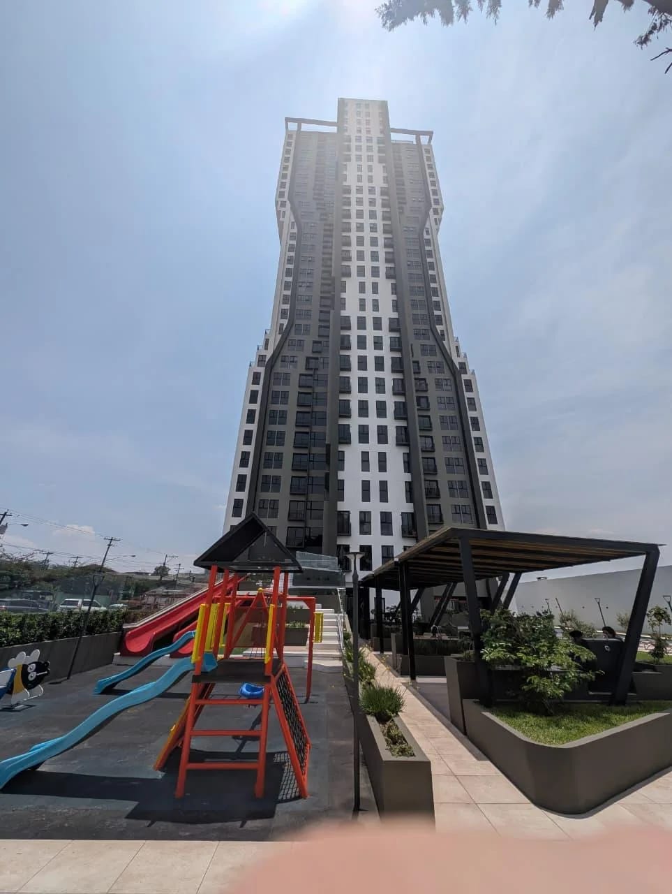 ✨APARTAMENTO NUEVO EN RENTA | ALTAIRE ZONA 11✨ - Image 1