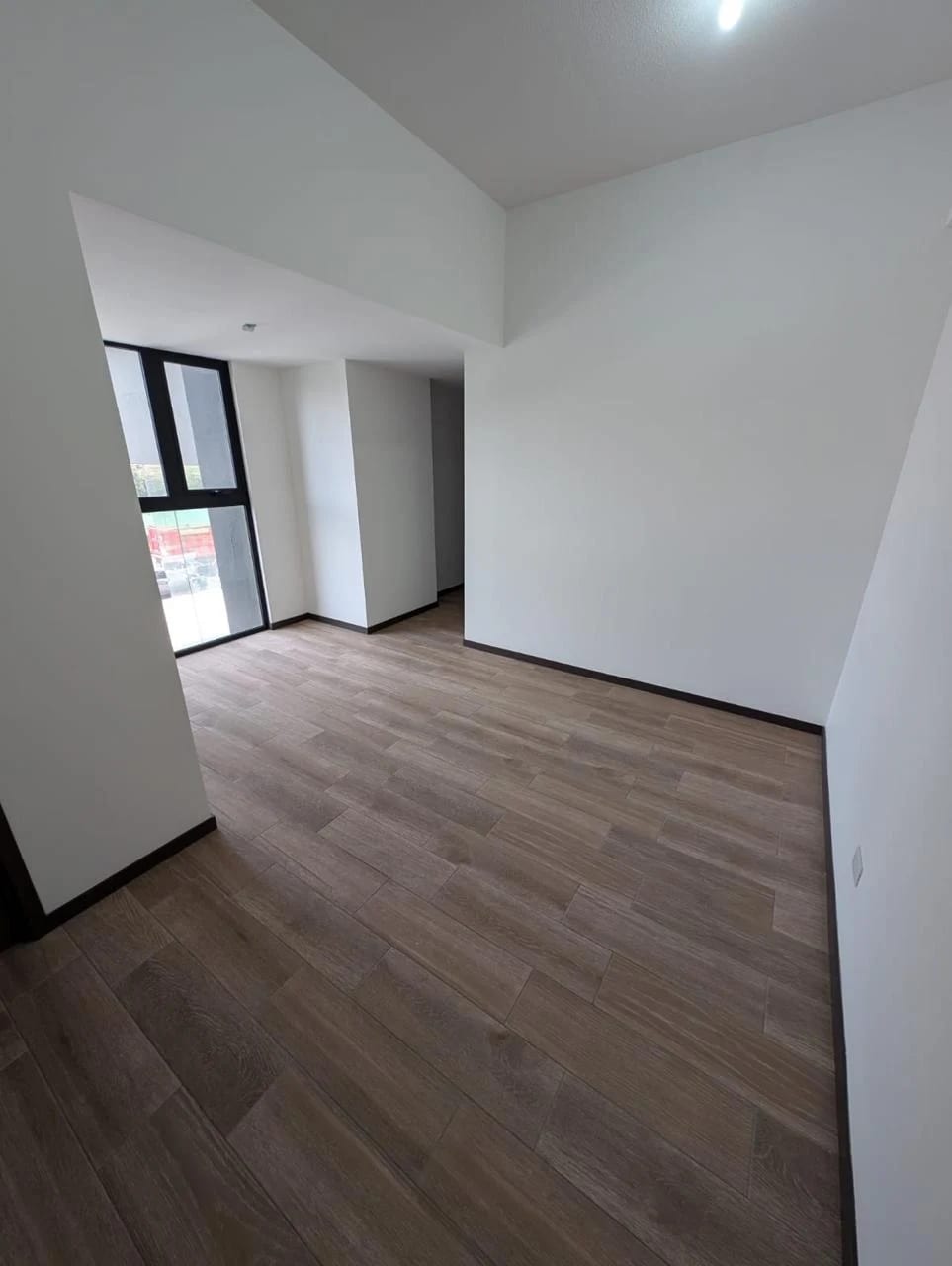 ✨APARTAMENTO NUEVO EN RENTA | ALTAIRE ZONA 11✨ - Image 3