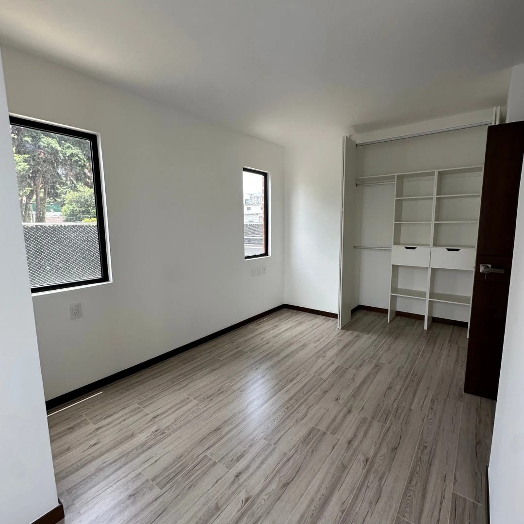 Dormitorio principal — Apartamento en Venta | Neo 2, Zona 10 — Apartamento en Venta en Neo Apartamentos, Zona 10, Guatemala, Ciudad — foto 9 de 14