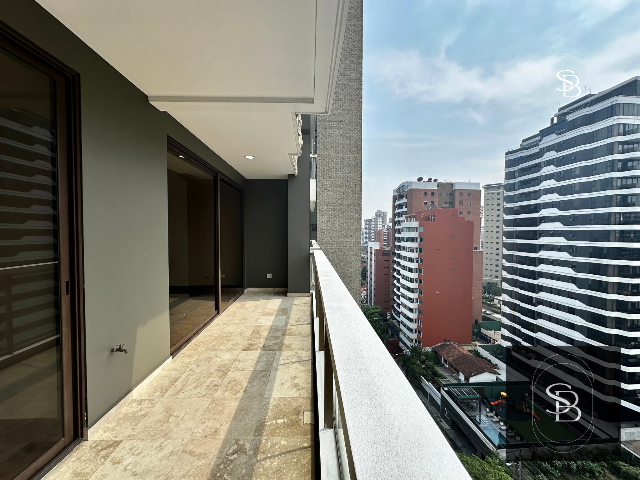 Apartamento en Venta - Tiffany Quinta, Zona 14 - 9