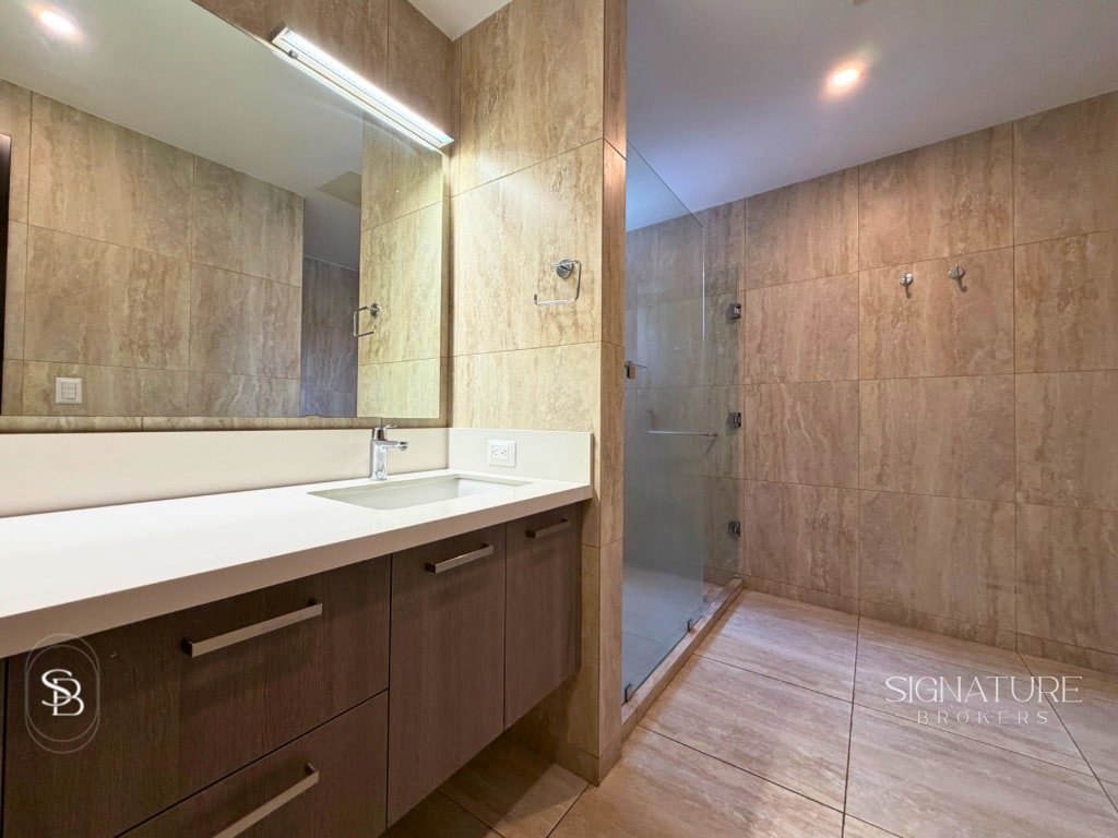 Apartamento en Renta - Santa Ines Zona 14 - 4