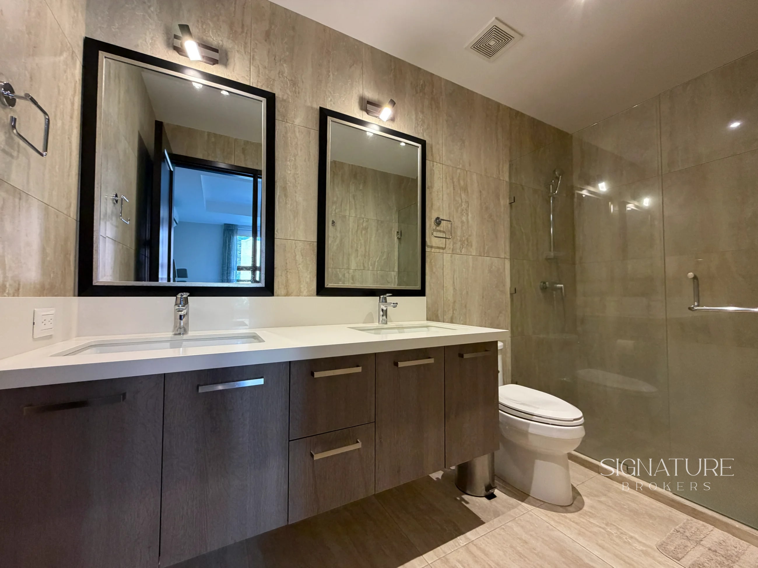 Aparatmento amueblado en Renta - Santa Inés Z.14 — Apartamento en Alquiler en Santa Inés, Zona 14, Guatemala, Ciudad — foto 13 de 15