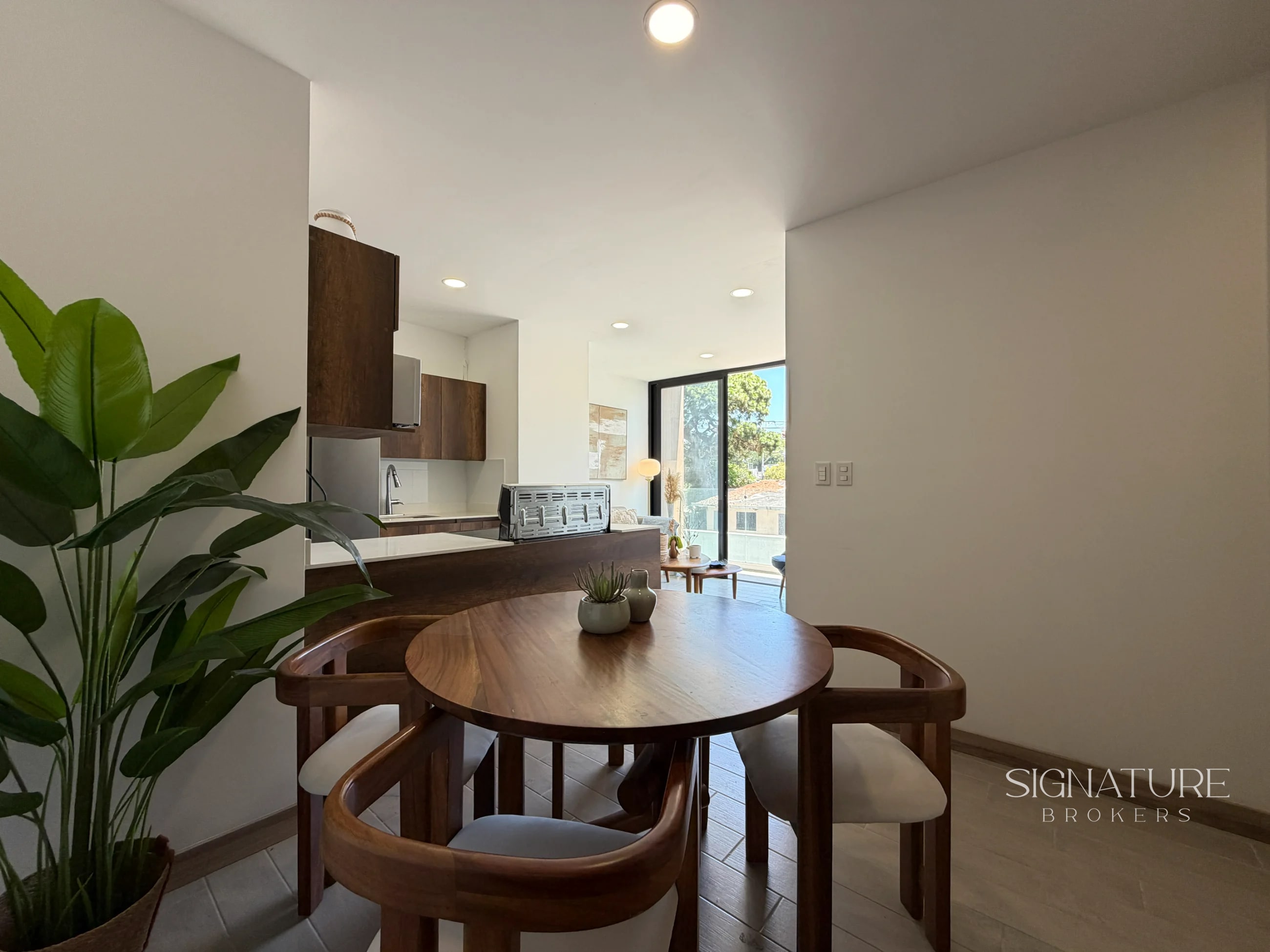 Apartamento en Renta semi-amueblado - Edificio Providencia Z.13 — Apartamento en Alquiler en Providencia Apartamentos, Zona 13, Guatemala, Ciudad — foto 4 de 10