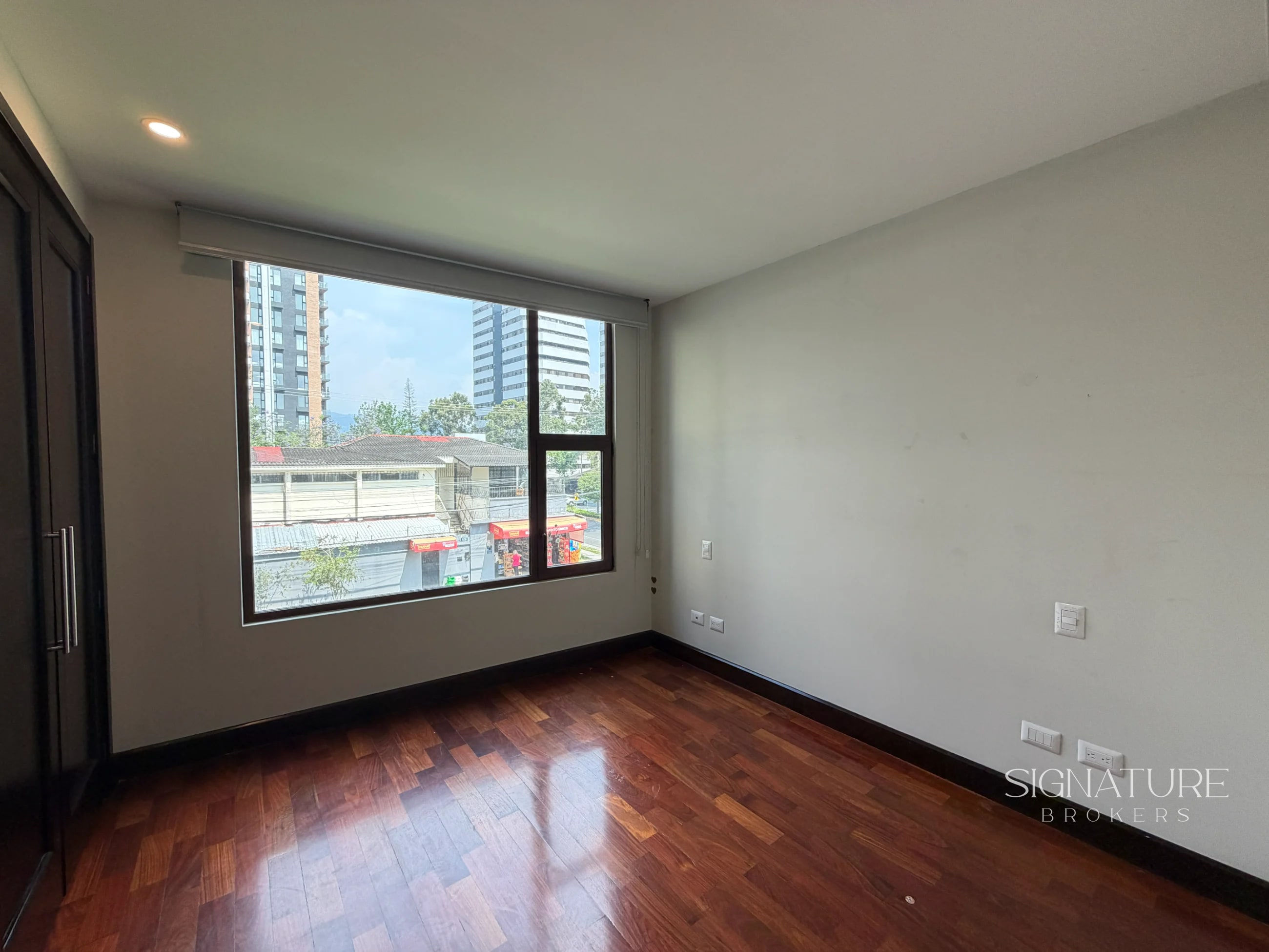 Apartamento en Renta - Santa Inés Z.14 — Apartamento en Alquiler en Santa Inés, Zona 14, Guatemala, Ciudad — foto 3 de 11