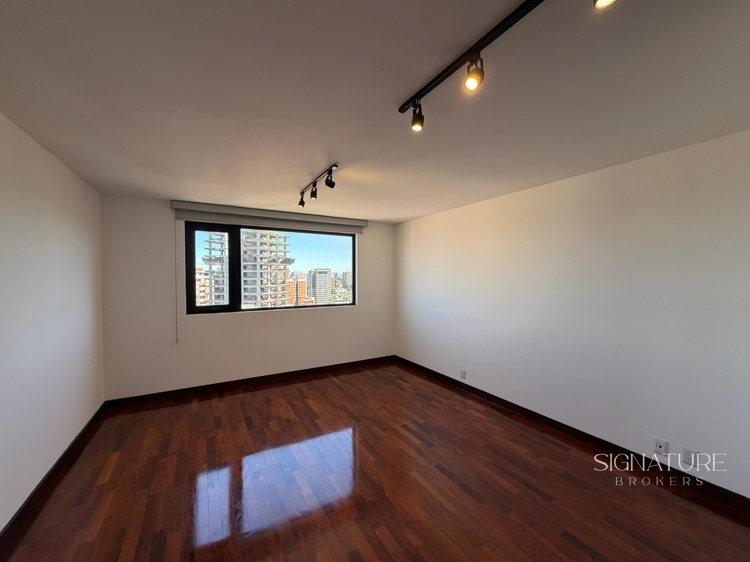 Apartamento en Venta - Lantana zona 14 — Apartamento en Venta en Lantana, Zona 14, Guatemala, Ciudad — foto 12 de 16