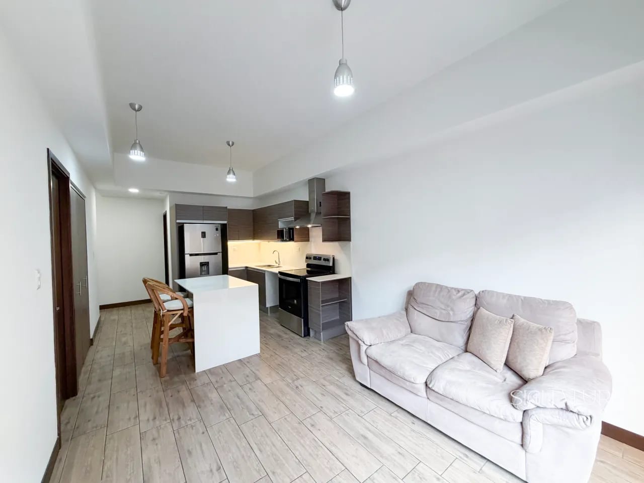 Apartamento Semi-Amueblado en Venta - Casalini Diagonal 6, Z. 10 — Apartamento en Venta en Zona 10, Guatemala, Ciudad — foto 1 de 9