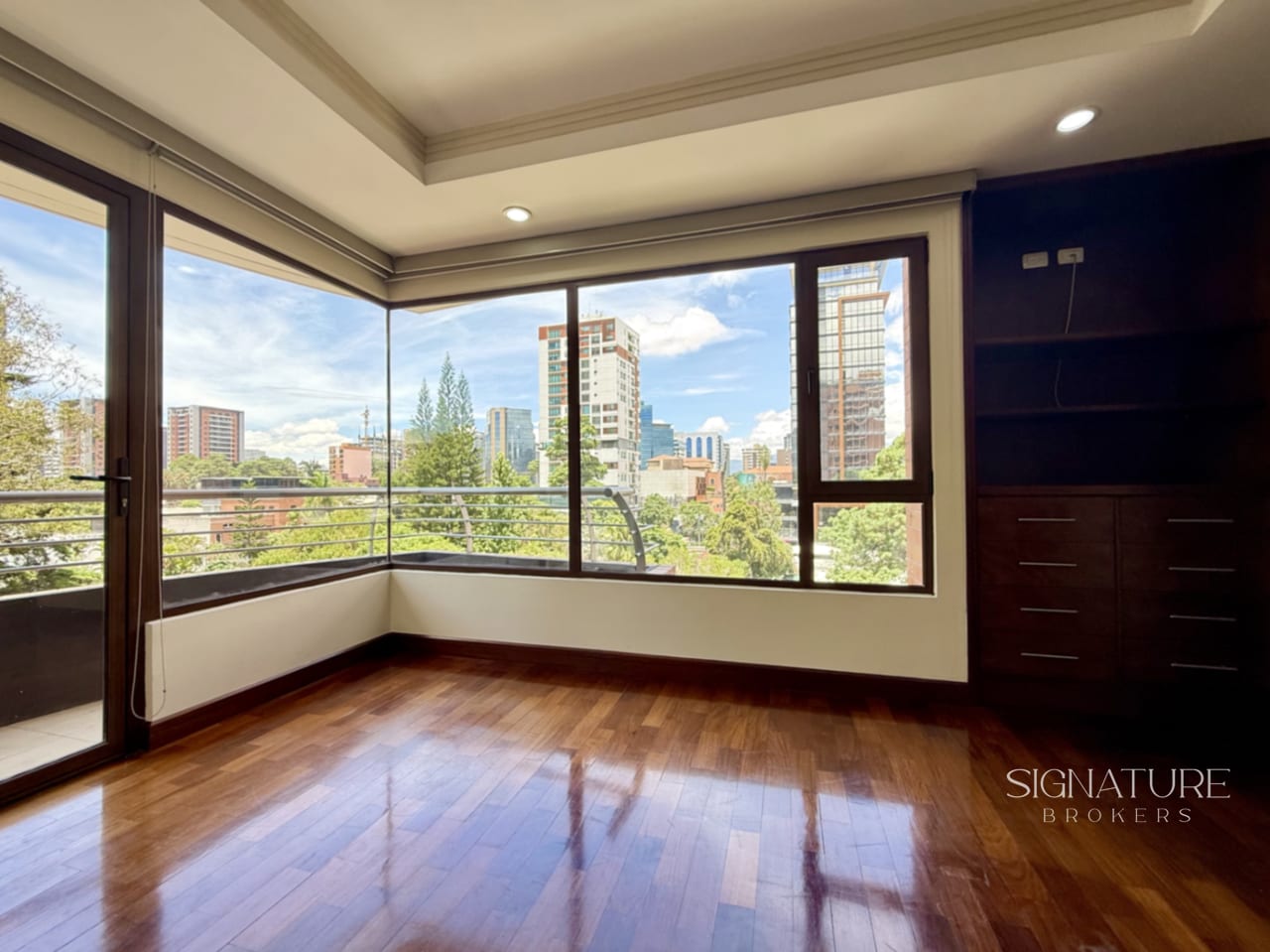 Apartamento en Renta | Santa Maria, Zona 10 — Apartamento en Alquiler en Santa María, Zona 10, Guatemala, Ciudad — foto 4 de 11