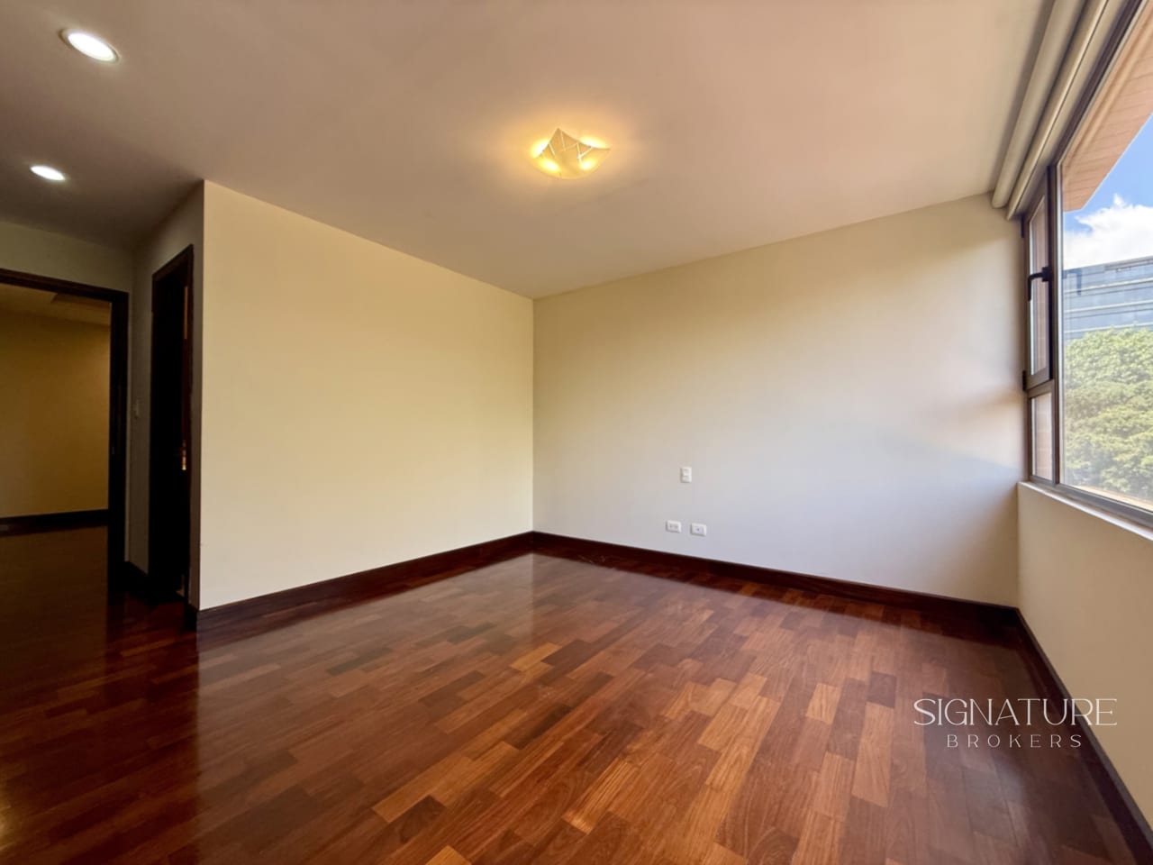 Apartamento en Renta | Santa Maria, Zona 10 — Apartamento en Alquiler en Santa María, Zona 10, Guatemala, Ciudad — foto 10 de 11