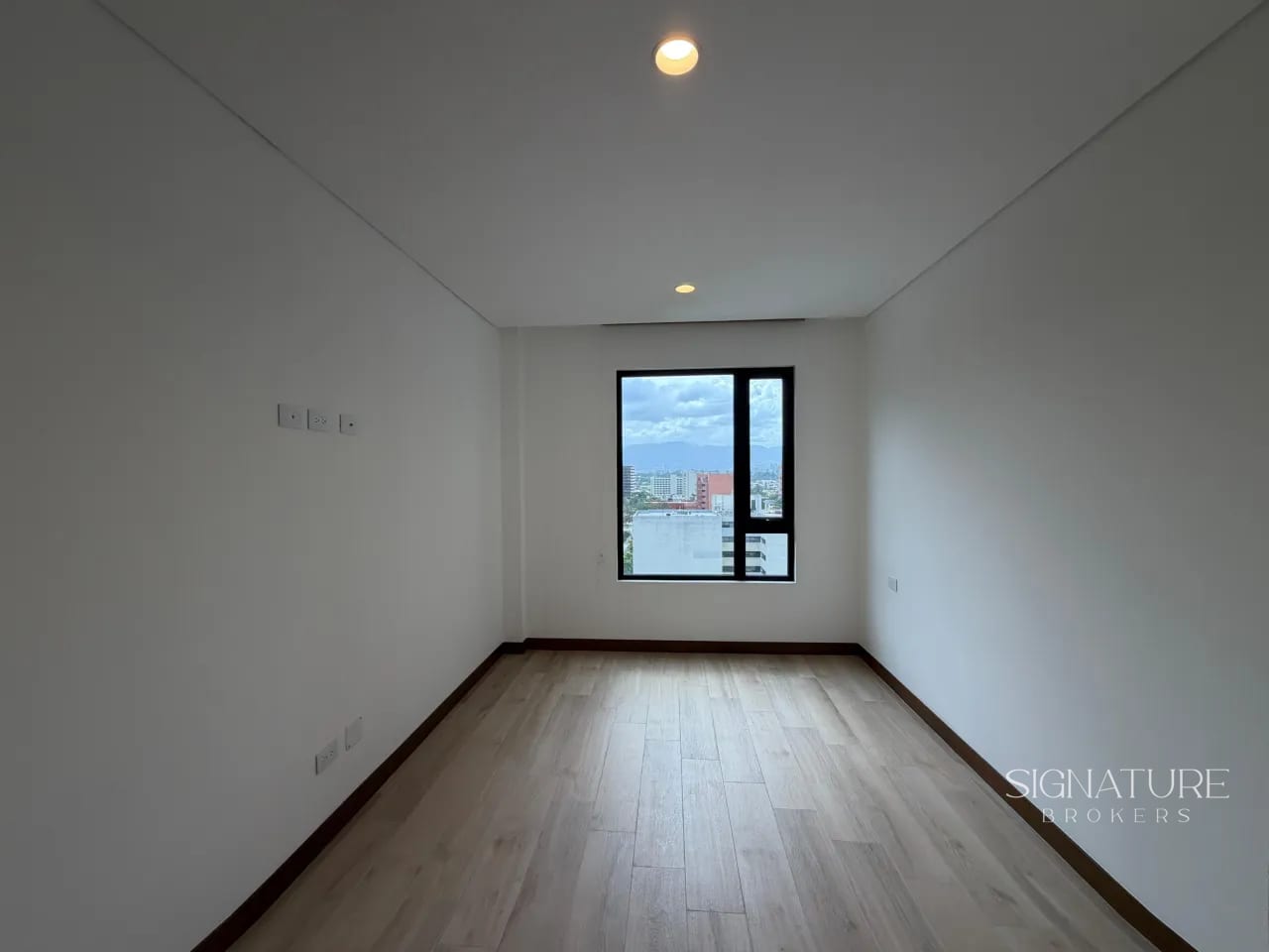 Apartamento en Venta - Ferre Díez Z.10 — Apartamento en Venta en Ferré Diez, Zona 10, Guatemala, Ciudad — foto 6 de 13