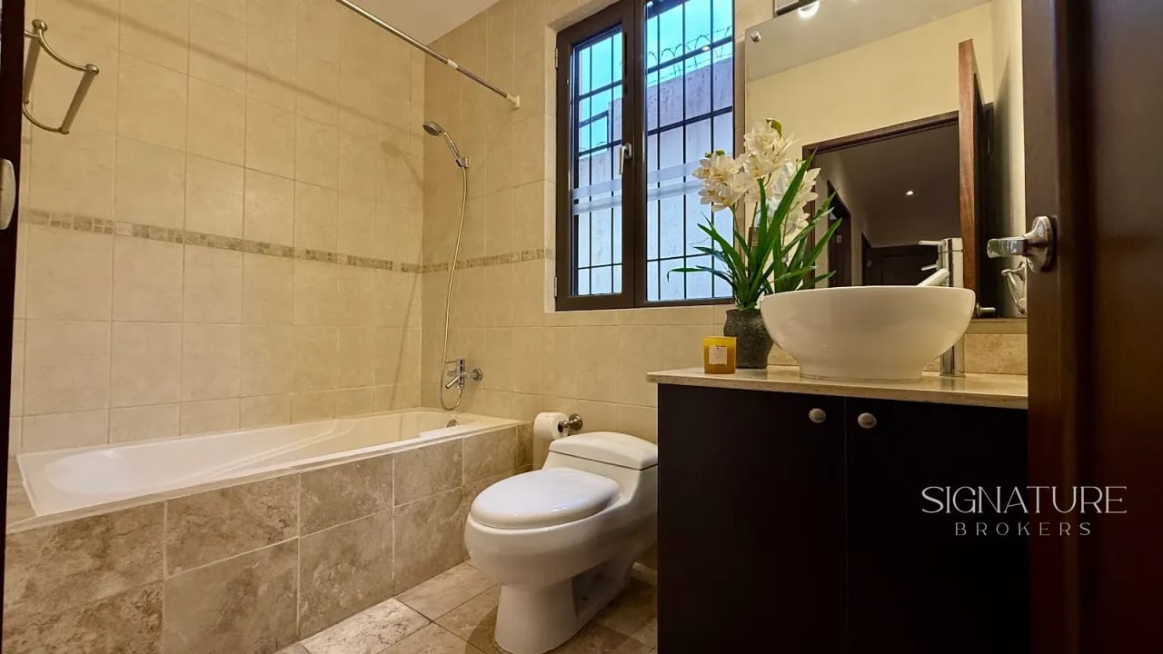 Apartamento en Venta con Jardín – Plenum Z.14 — Apartamento en Venta en Plenum 14, Zona 14, Guatemala, Ciudad — foto 2 de 16