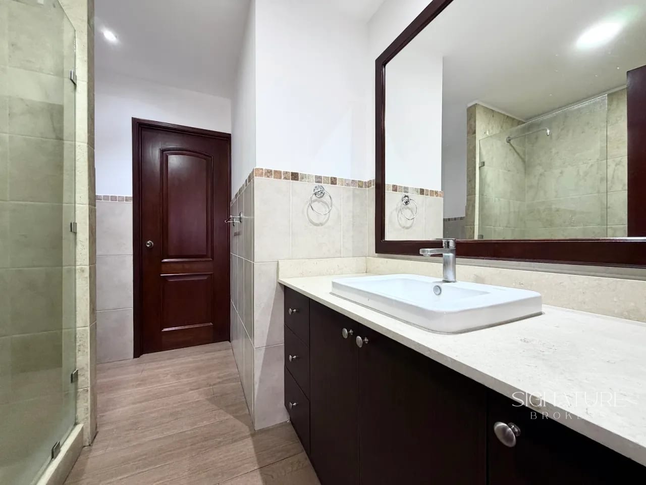 Apartamento en Renta – Chatelet Z.14 — Apartamento en Alquiler en Chatelet, Zona 14, Guatemala, Ciudad — foto 9 de 10