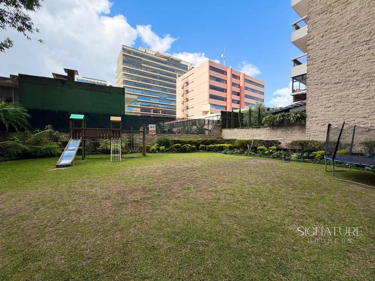 Apartamento en Renta – Edificio Tiffany I Z.10 — Apartamento en Alquiler en Tiffany, Zona 10, Guatemala, Ciudad — foto 10 de 10