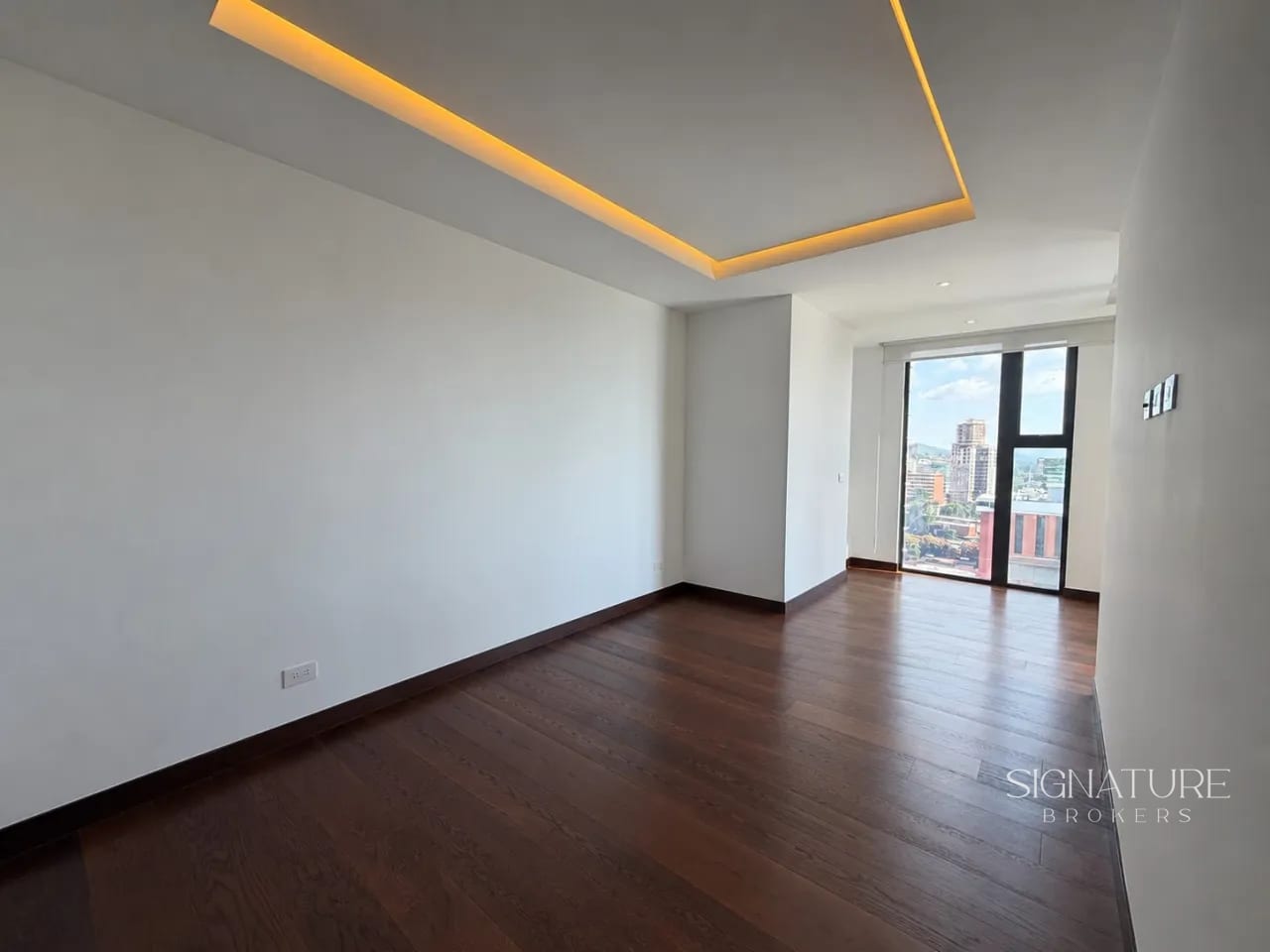 Apartamento en Renta – Vasanta Z.10 (1905) — Apartamento en Alquiler en Vasanta, Zona 10, Guatemala, Ciudad — foto 4 de 14