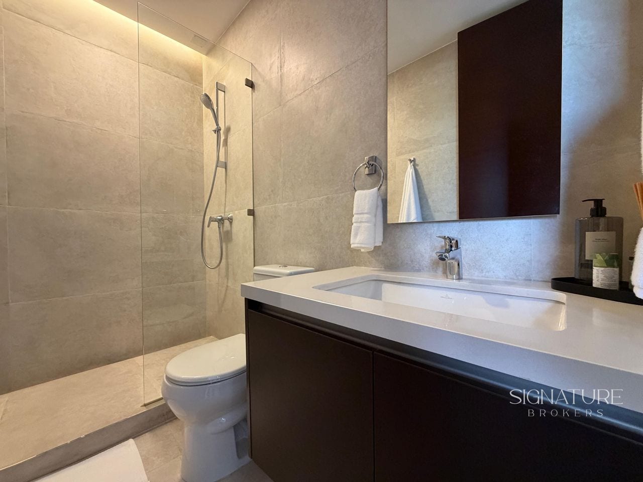 Apartamento en Renta – Tiffany Novena Z.14 — Apartamento en Alquiler en Tiffany Novena, Zona 14, Guatemala, Ciudad — foto 15 de 17