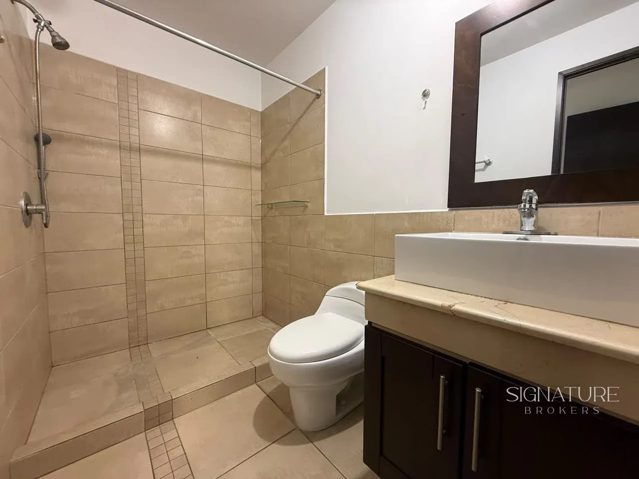 Apartamento en renta - Attica I, zona 14 — Apartamento en Alquiler en Attica, Zona 14, Guatemala, Ciudad — foto 12 de 12