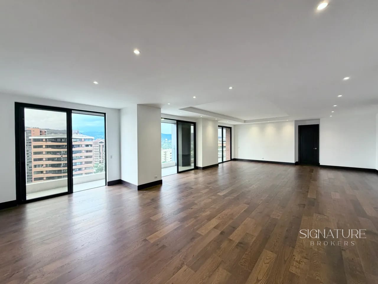 Apartamento en renta - Vistana, Z.14 — Apartamento en Alquiler en Vistana, Zona 14, Guatemala, Ciudad — foto 3 de 10