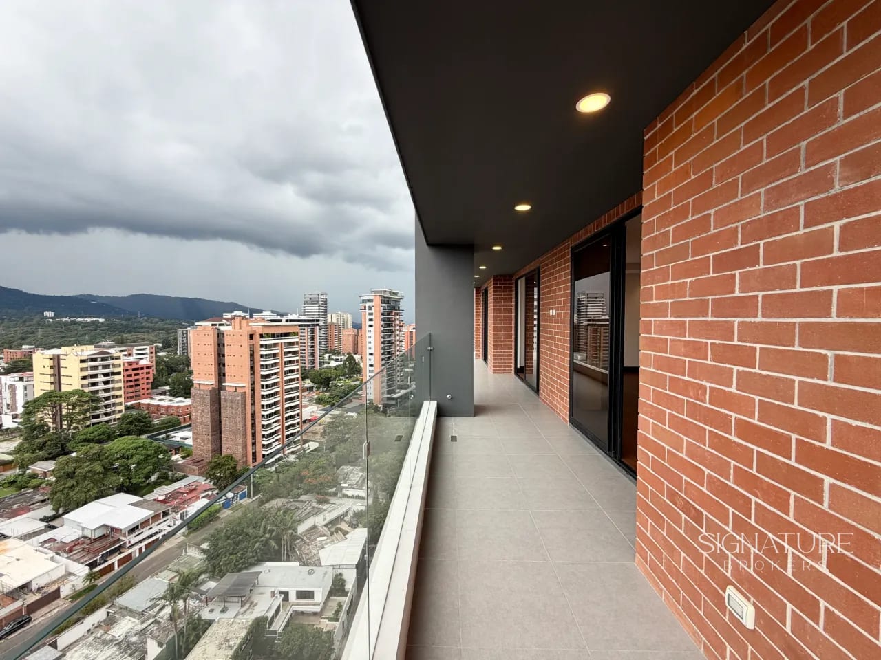 Apartamento en renta - Vistana, Z.14 — Apartamento en Alquiler en Vistana, Zona 14, Guatemala, Ciudad — foto 10 de 10