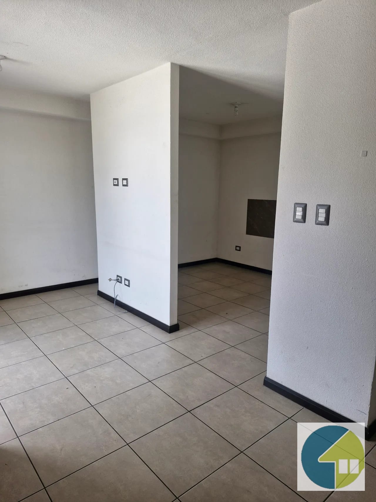 Apartamento Tipo Efficiency en Torre Villa Sol — Apartamento en Alquiler en Torre Villasol, Zona 12, Guatemala, Ciudad — foto 13 de 14