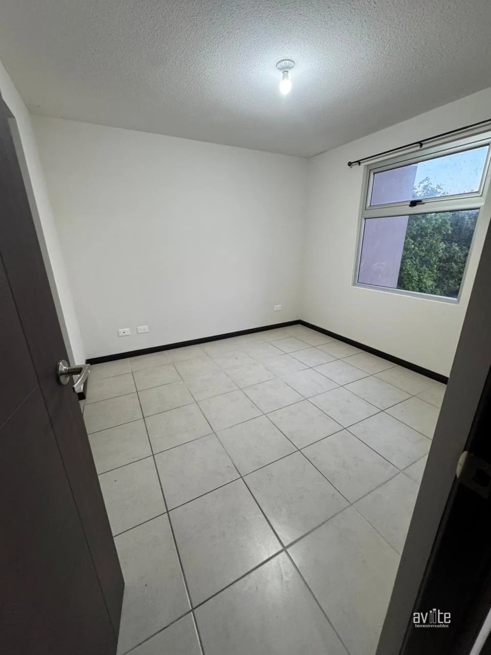 Apartamento de 87 metros, más parqueos en venta, Condado Narano — Apartamento en Venta en Condado Naranjo, Zona 4 Mixco, Guatemala, Ciudad — foto 6 de 11