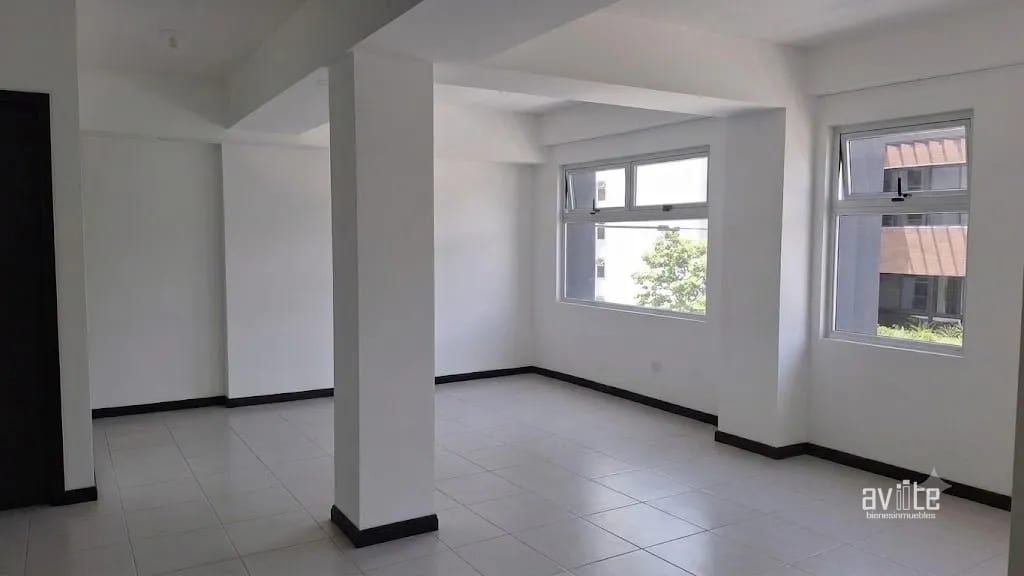 Villa de dos niveles para estrenar con linea blanca. Condado Naranjo — Apartamento en Alquiler en Condado Naranjo, Zona 4 Mixco, Guatemala, Ciudad — foto 1 de 14