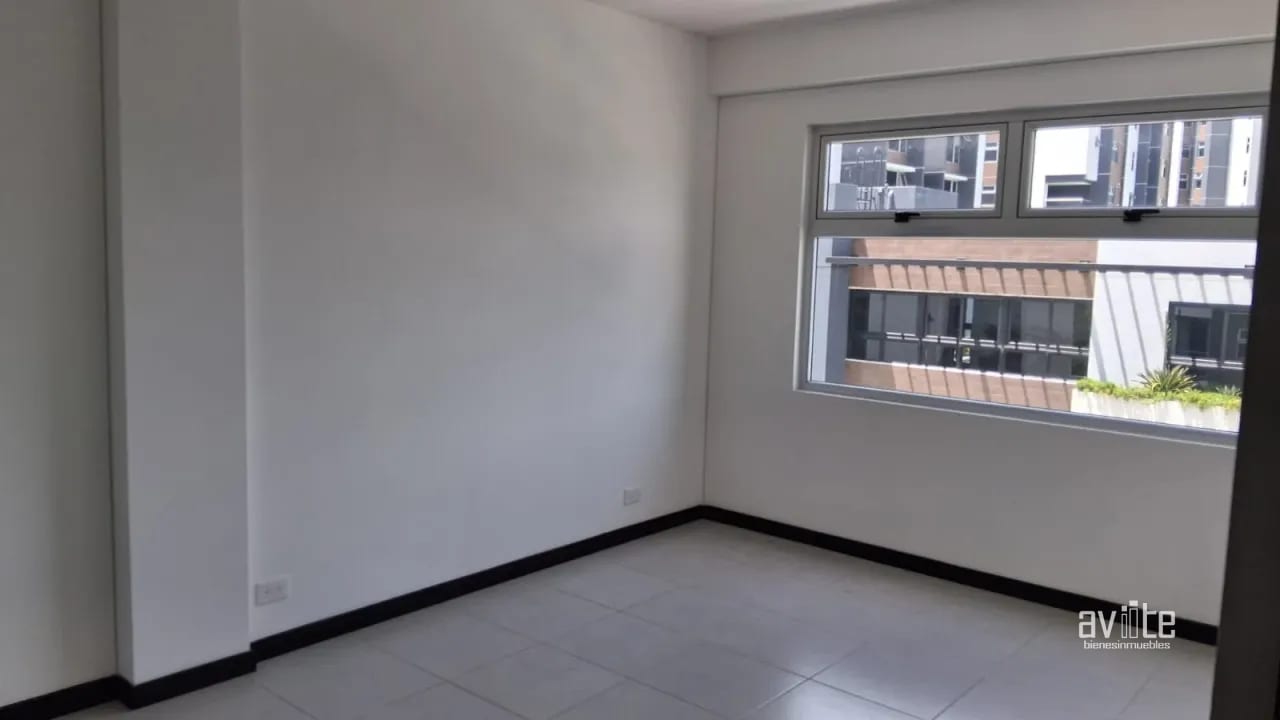 Villa de dos niveles para estrenar con linea blanca. Condado Naranjo — Apartamento en Alquiler en Condado Naranjo, Zona 4 Mixco, Guatemala, Ciudad — foto 9 de 14