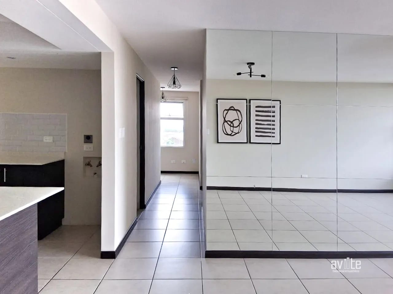 Condado Naranjo, Alegría. 3 habitaciones, 2 baños, 2 parqueos. — Apartamento en Alquiler en Condado Naranjo, Zona 4 Mixco, Guatemala, Ciudad — foto 2 de 12